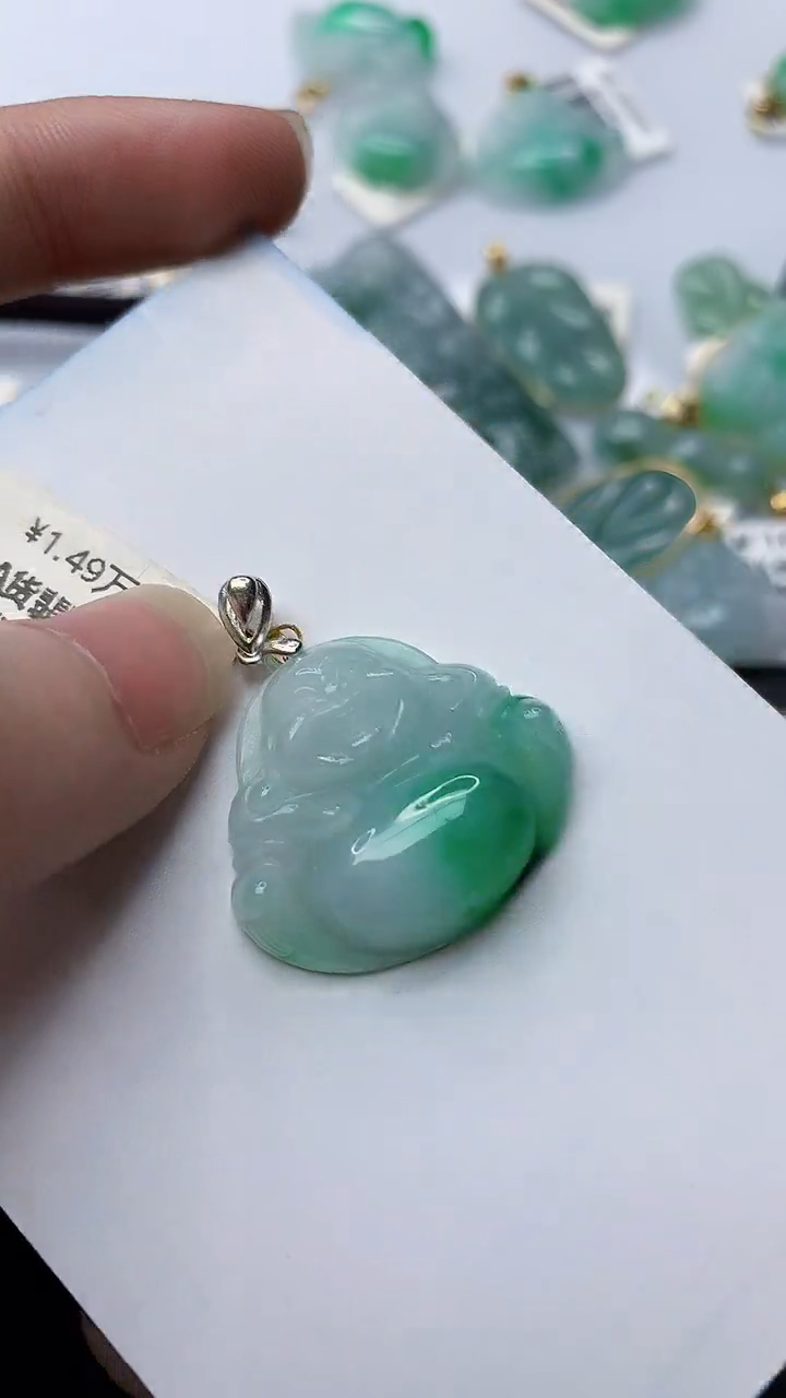 【闪购商品】翡翠颈饰银S925镶嵌4.........