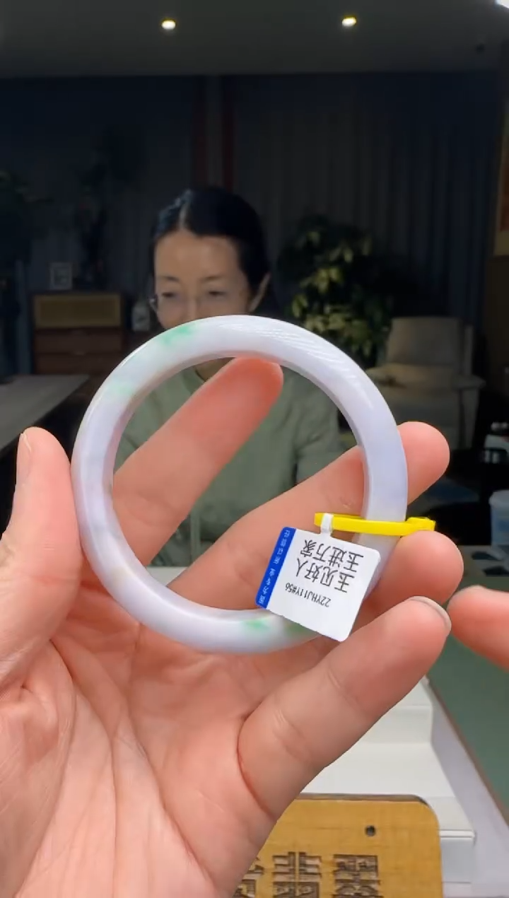 【闪购商品】翡翠手镯未镶嵌DY@@960Q3J12324