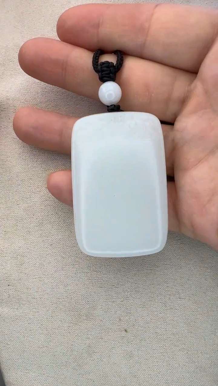 【闪购商品】和田玉颈饰未镶嵌E