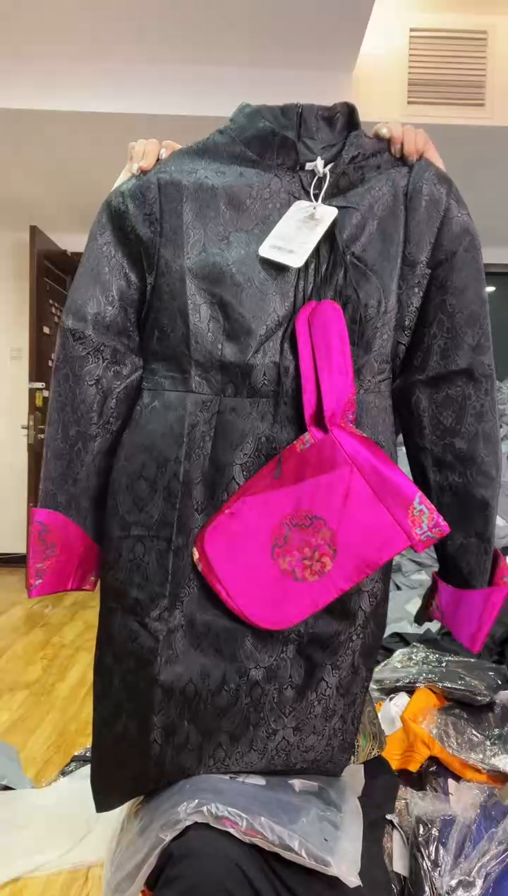 裙子 2X  135斤以里