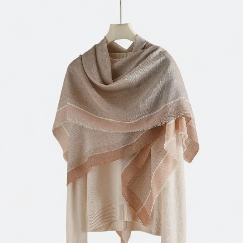 方巾丝巾高档时尚百搭薄款新款爆款冬季条纹围巾明星同款丝巾