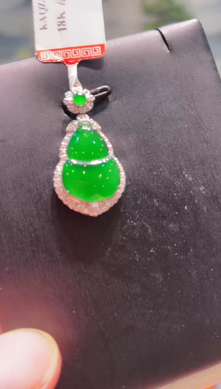 【闪购商品】翡翠颈饰18K金镶嵌A67天然A货翡翠