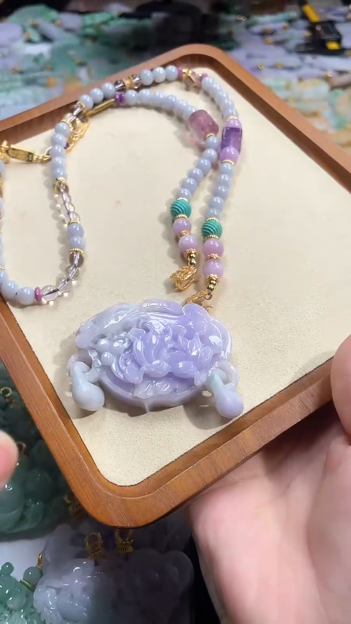 【闪购商品】翡翠颈饰未镶嵌吊坠