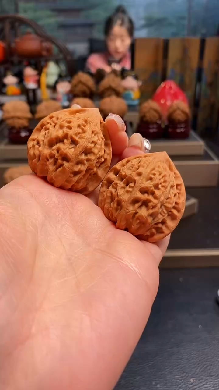 【闪购商品】文玩核桃吊坠B402金牛39