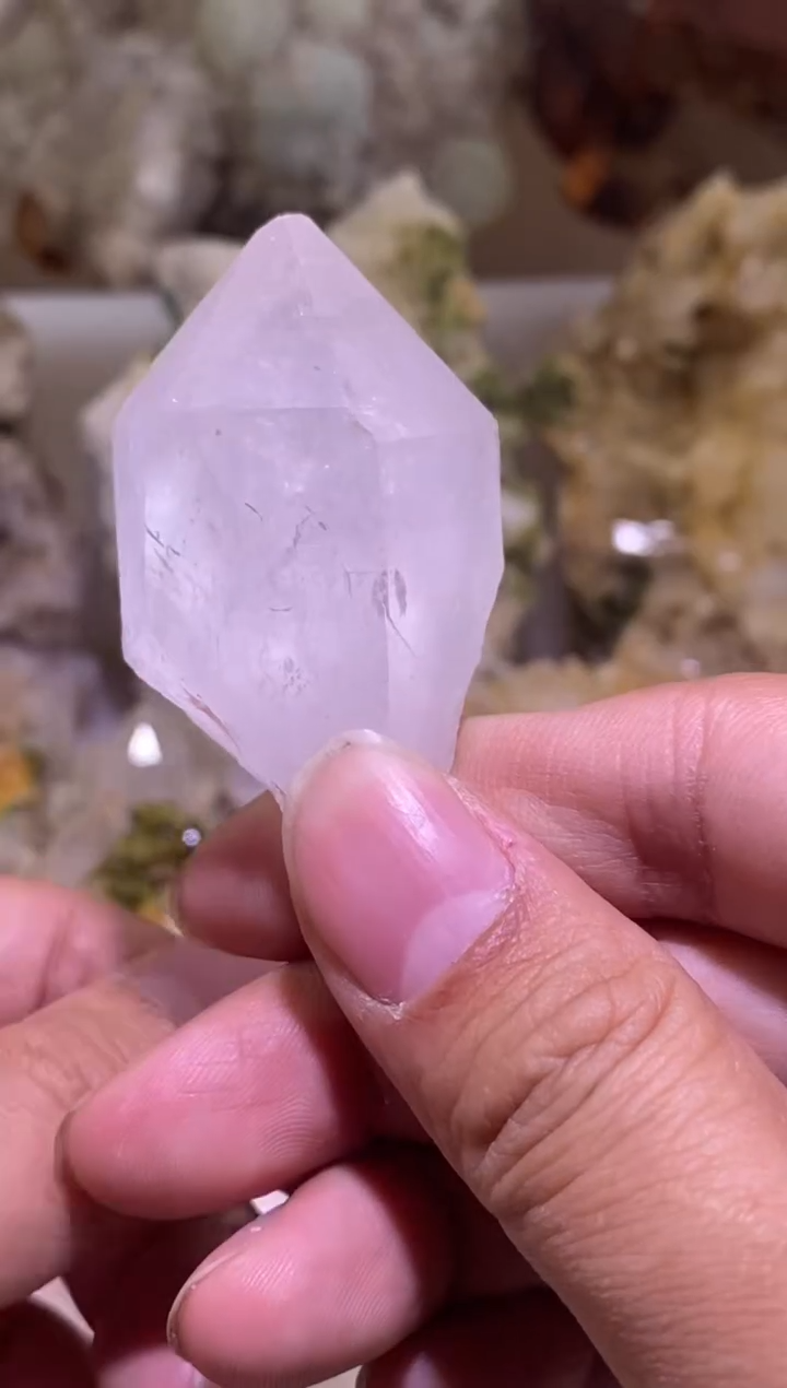 未镶嵌珠宝半成品水晶129号四川花园水晶