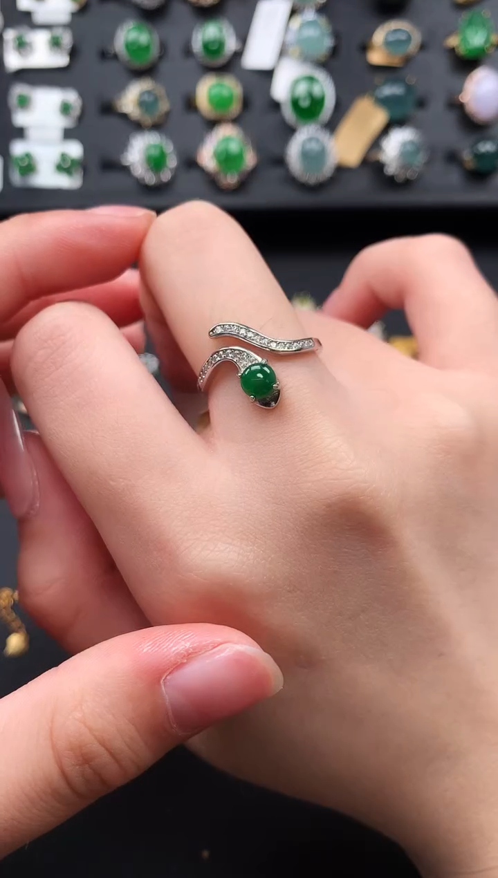 【闪购商品】翡翠戒指银S925镶嵌63141