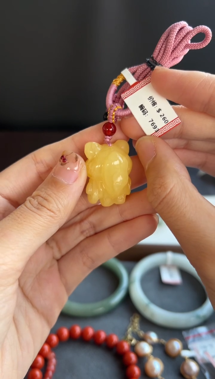 蜜蜡颈饰未镶嵌7693买断