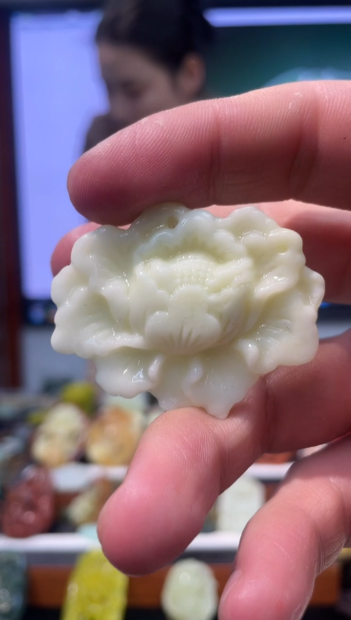 【闪购商品】岫玉吊坠未镶嵌·