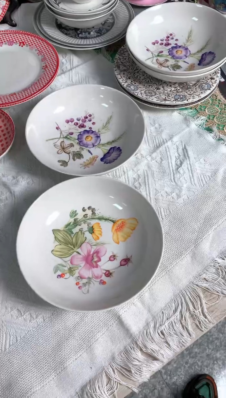 【闪购商品】瓷片陶瓷原单CC373餐具2个+礼盒