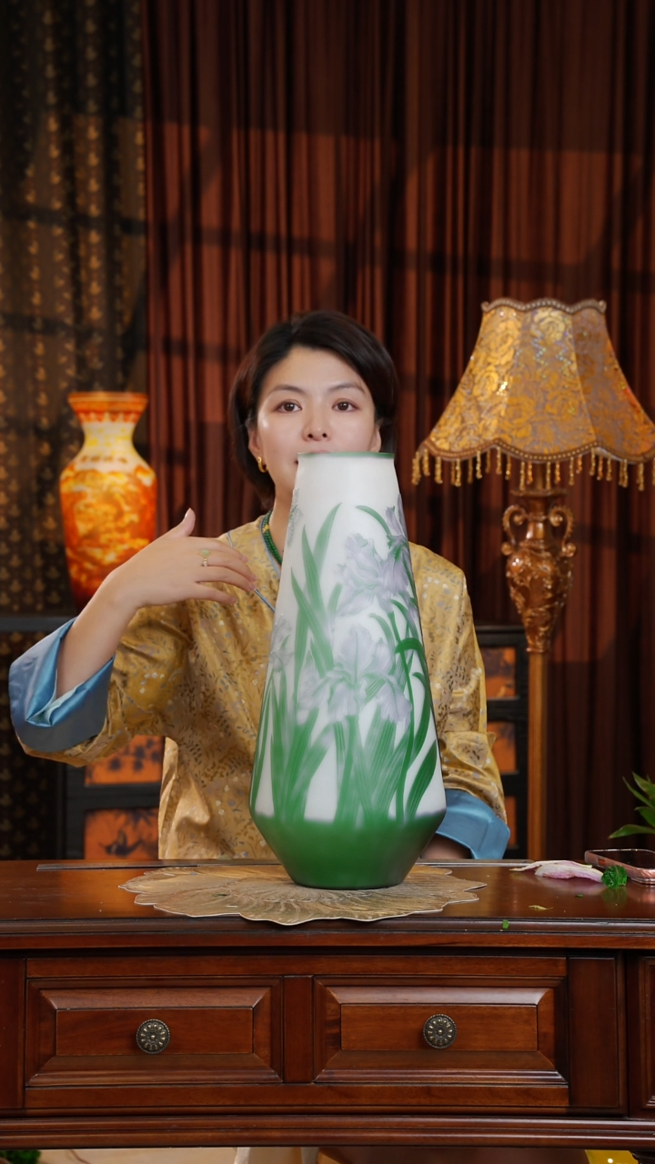 琉璃葛蕾。。。。。。。。。