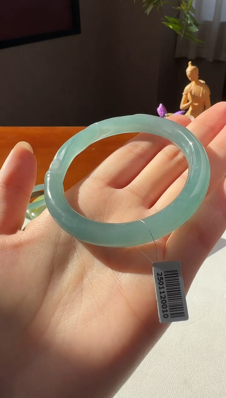 【闪购商品】翡翠手镯未镶嵌【鑫鑫】