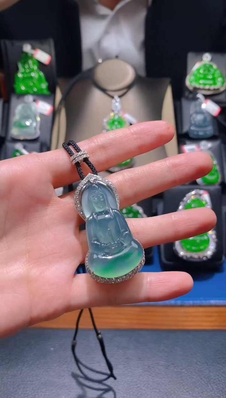 【闪购商品】翡翠吊坠(不含链)未镶嵌天然A货翡翠w03
