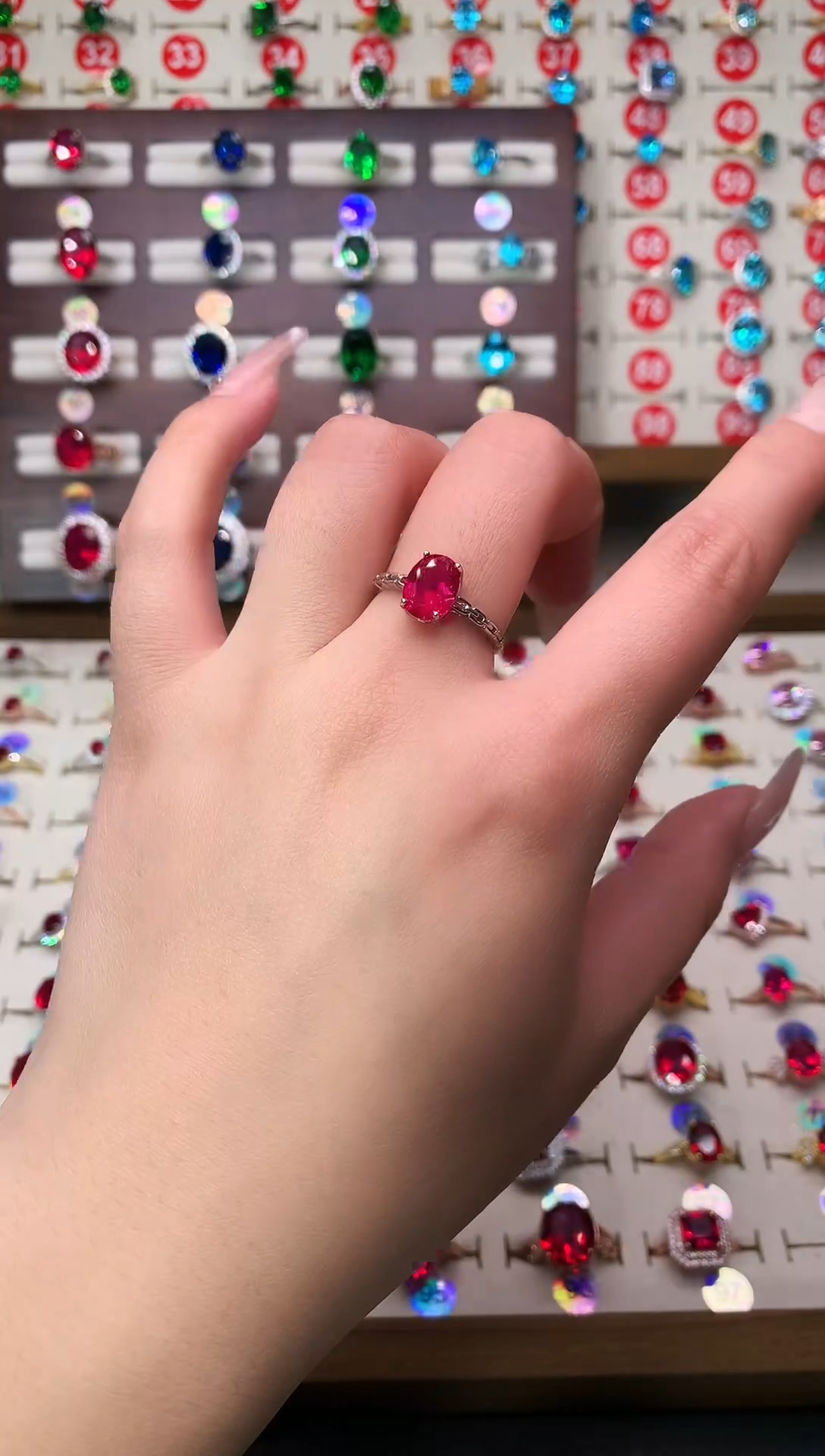 银S925镶嵌戒指红宝石7*9 银托