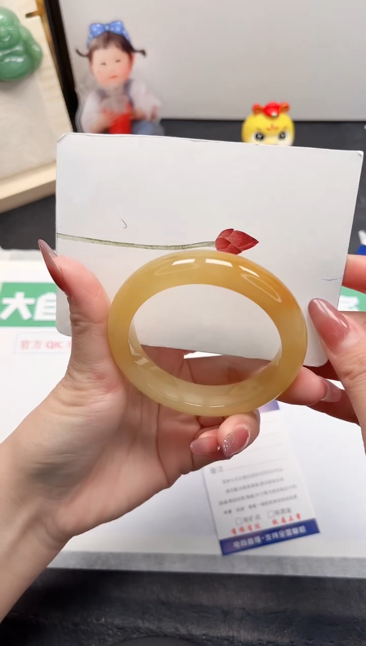 【闪购商品】石英质玉手镯未镶嵌218-57