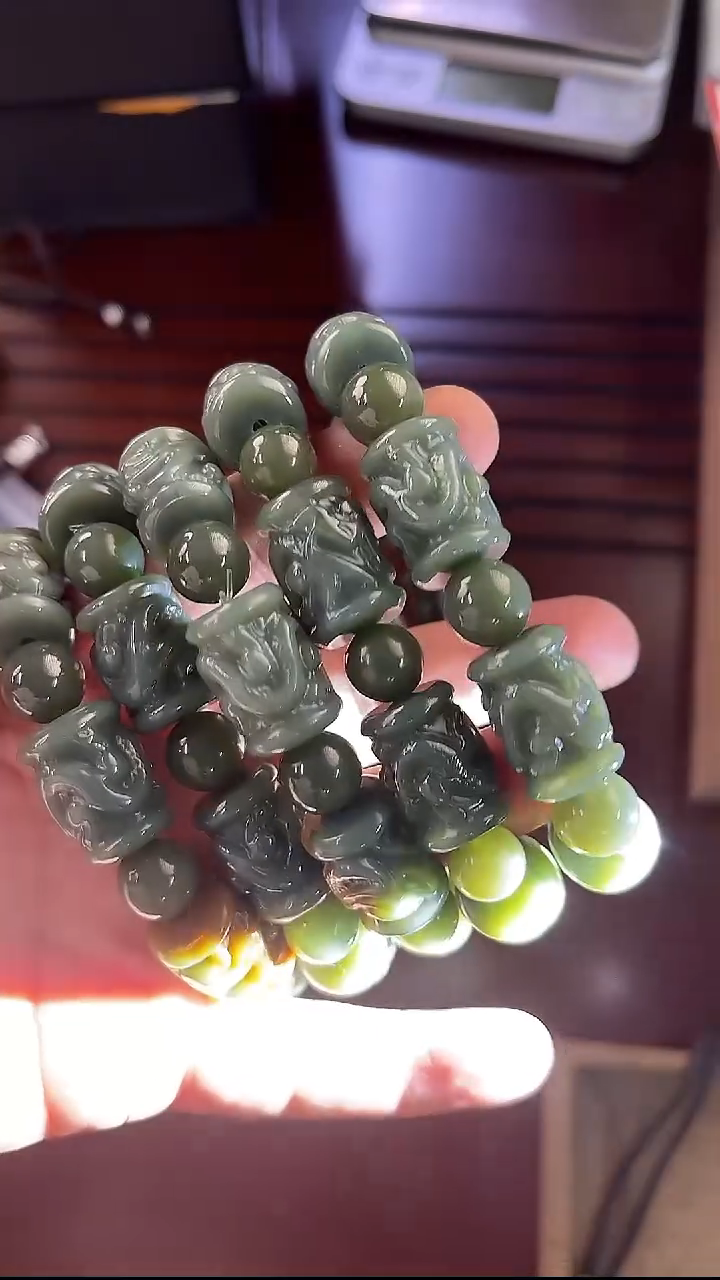 未镶嵌手链透闪石质玉手串多样是发货随机发一