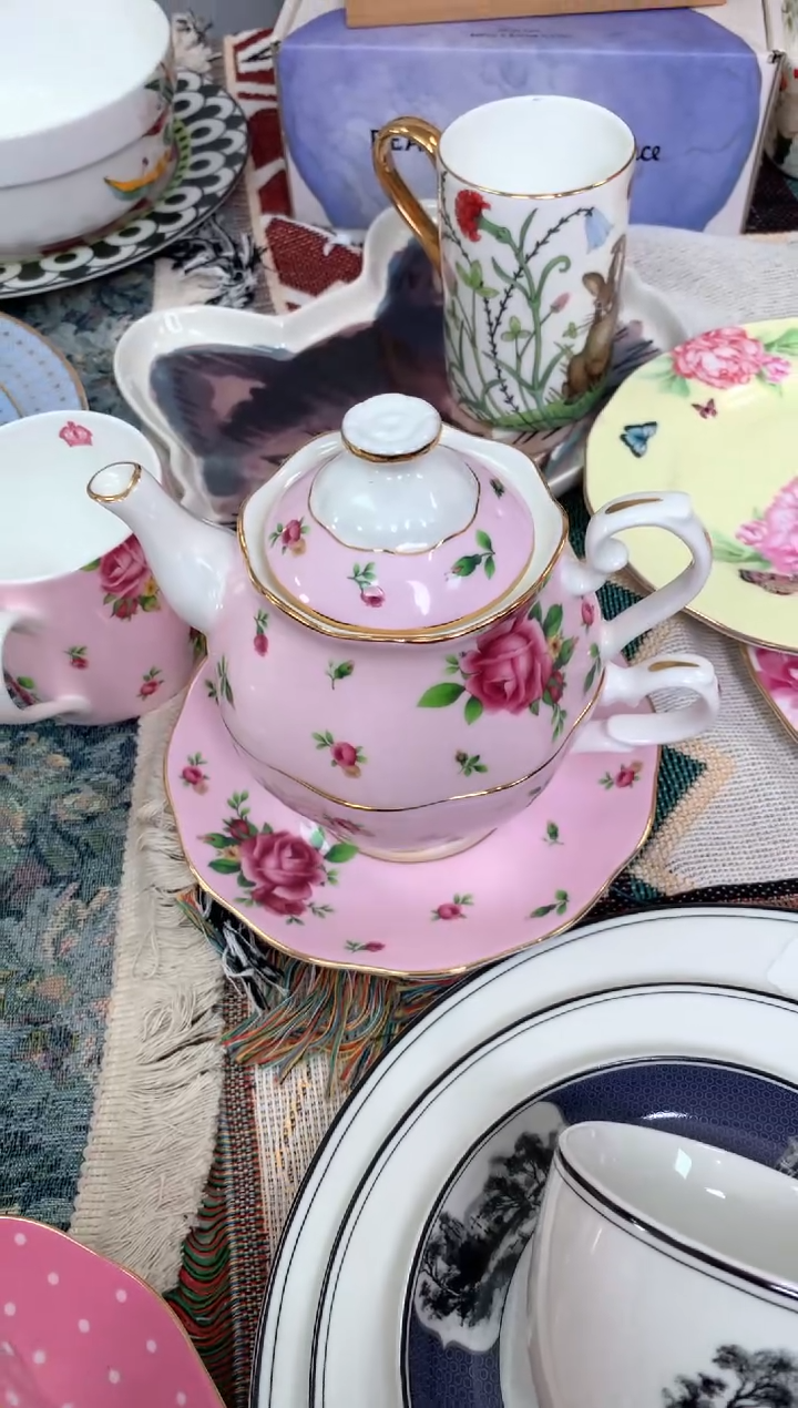 【闪购商品】瓷片陶瓷原单CC803餐具壶