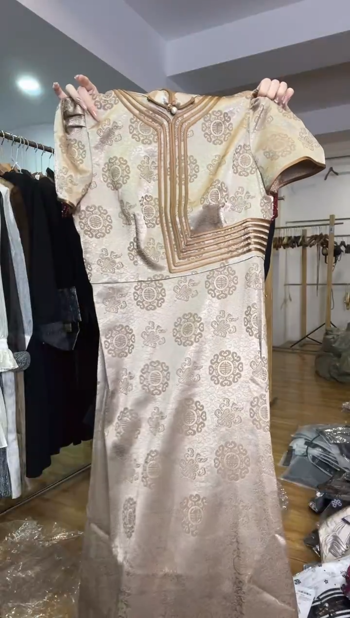 L码        105-115斤 裙子