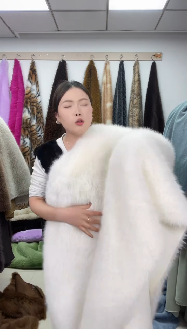 狐狸毛A75尺寸1.9*2