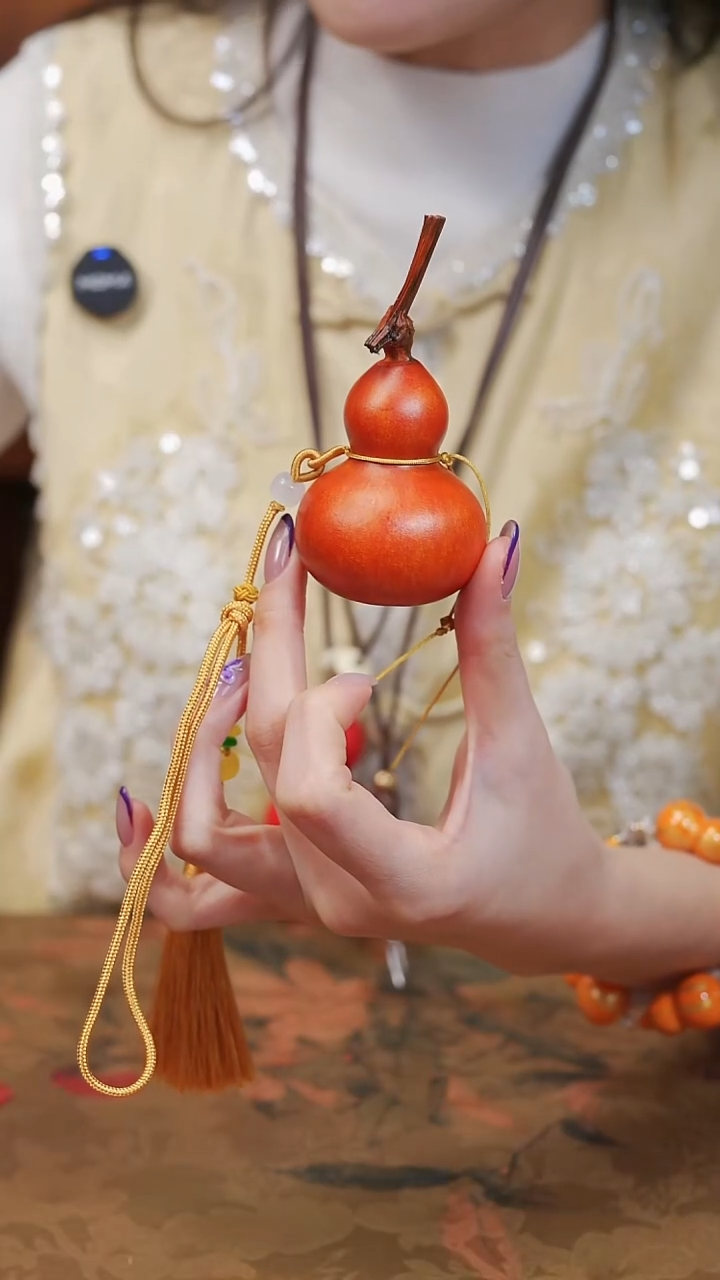 156漆艺工艺小葫芦9.9