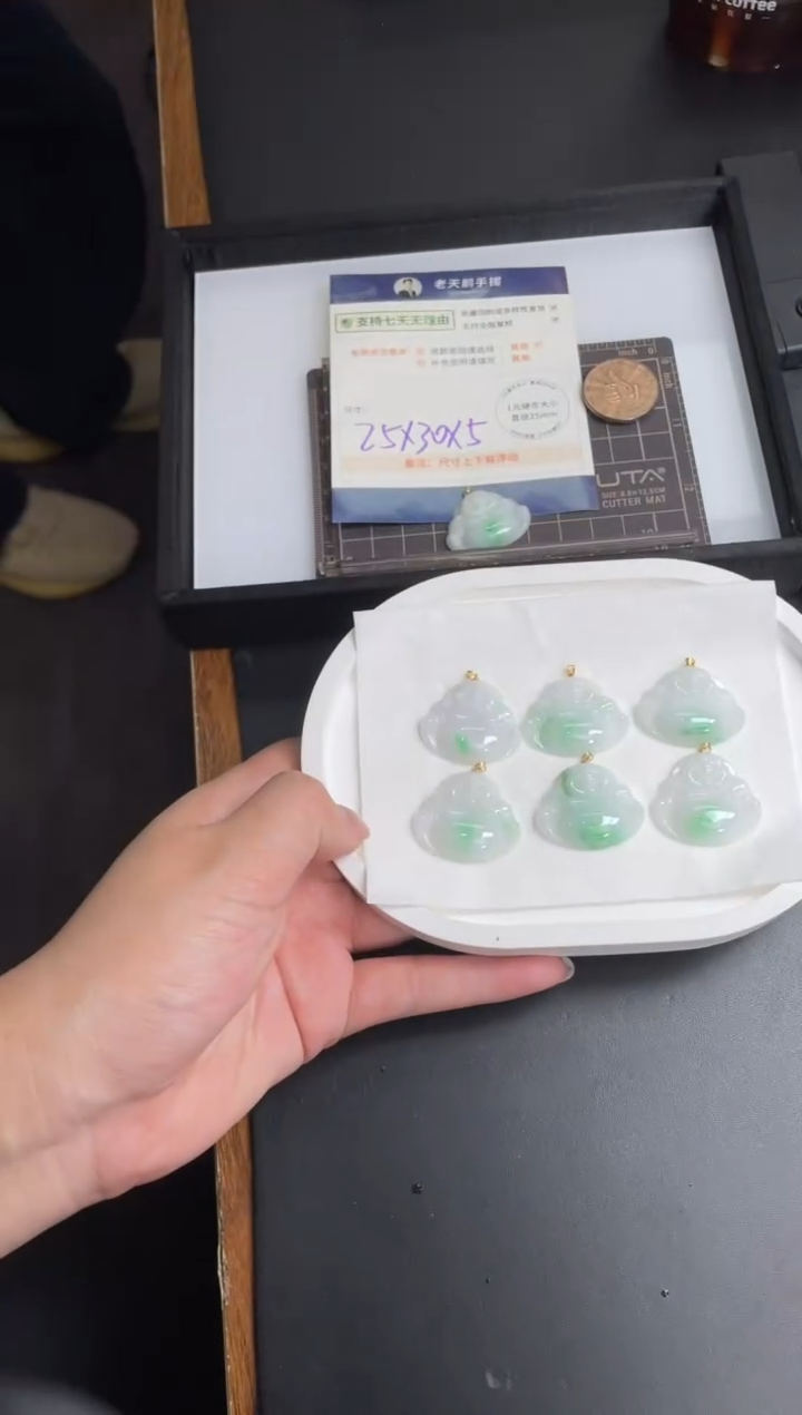 【闪购商品】翡翠挂件18K金镶嵌佛公FL13配绳/多样性发其一CP