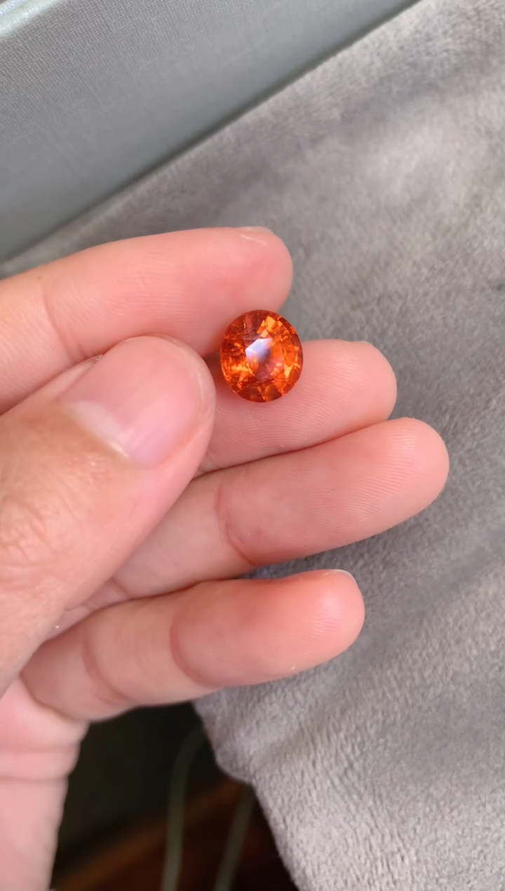 【闪购商品】石榴石（芬达石）裸石未镶嵌3.83CT