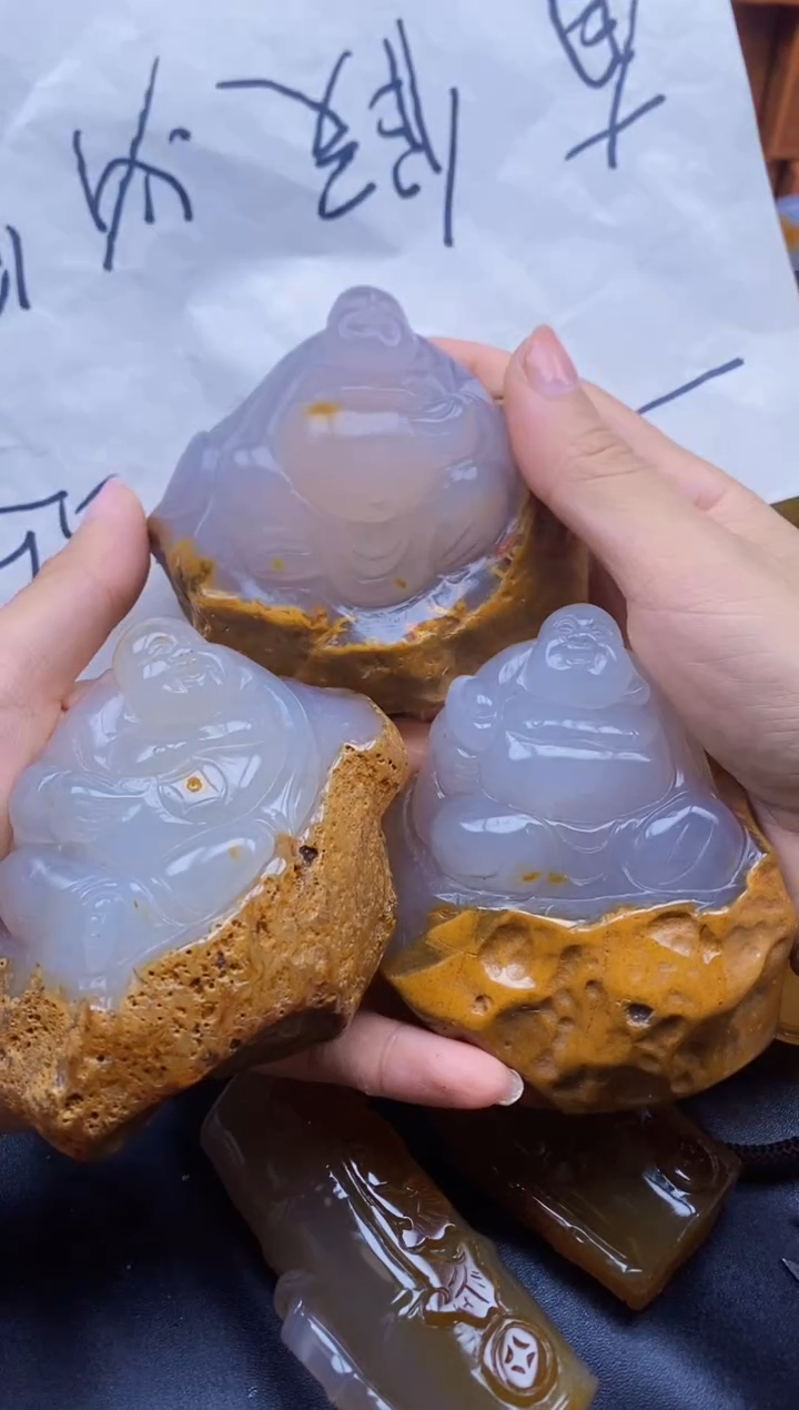 未镶嵌1玛瑙/玉髓至***?ll