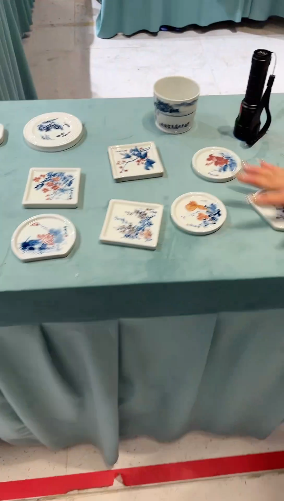 【闪购商品】摆件【礼瓷世界】雅瓷e081随机一个盖置