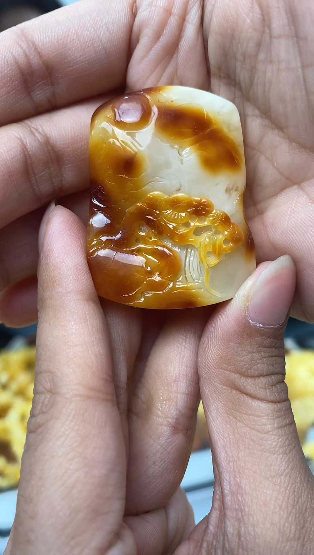 【闪购商品】琥珀裸石未镶嵌天然琥珀蜜蜡雕刻件