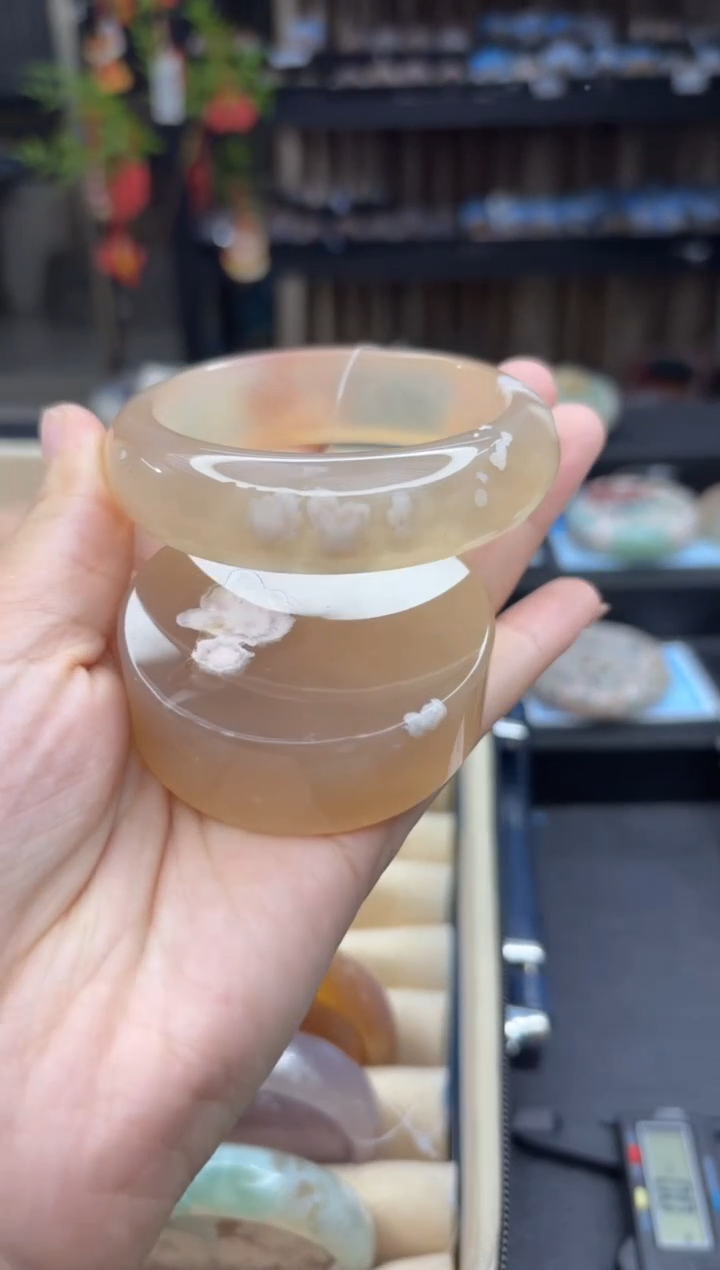 【闪购商品】石英质玉手镯未镶嵌802（58圈赠送镯心）