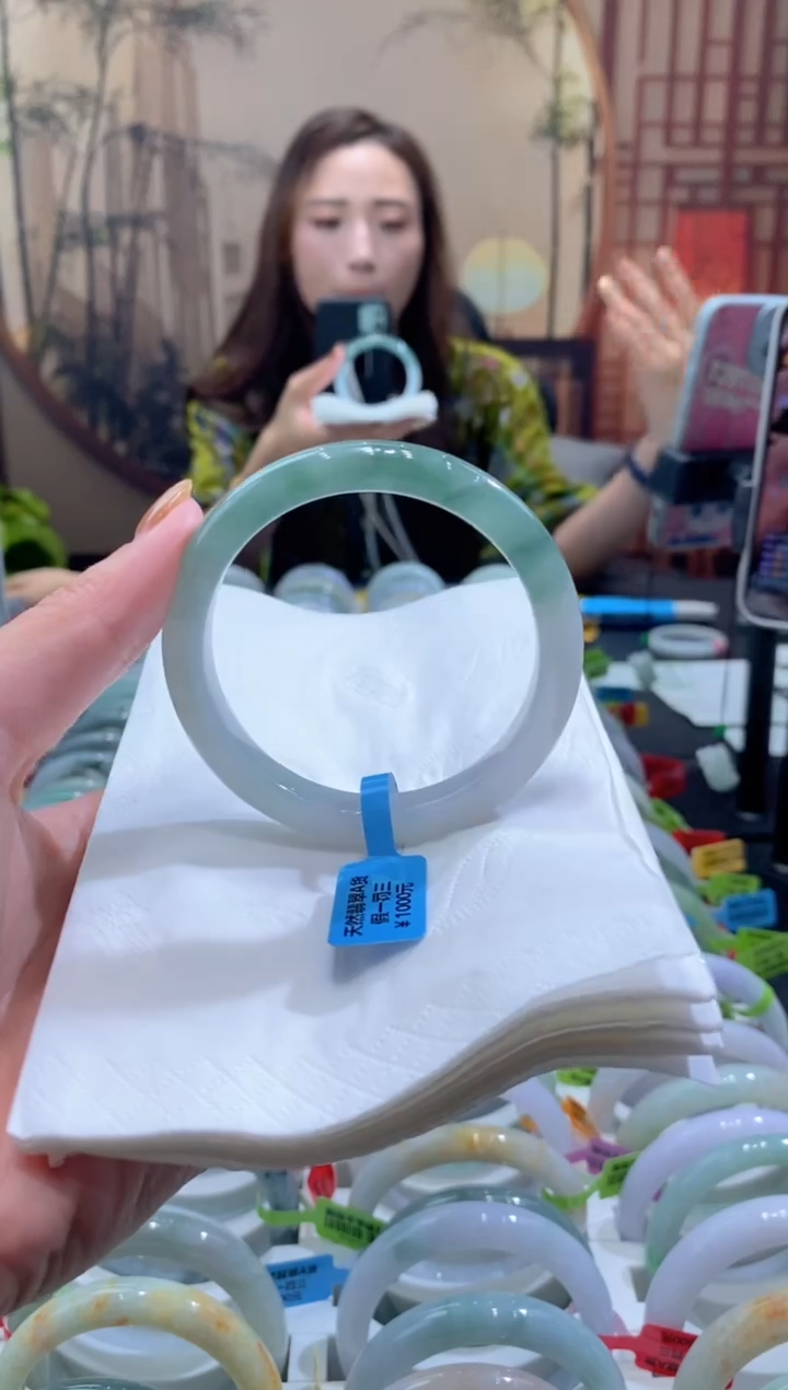 未镶嵌手镯翡翠000071472