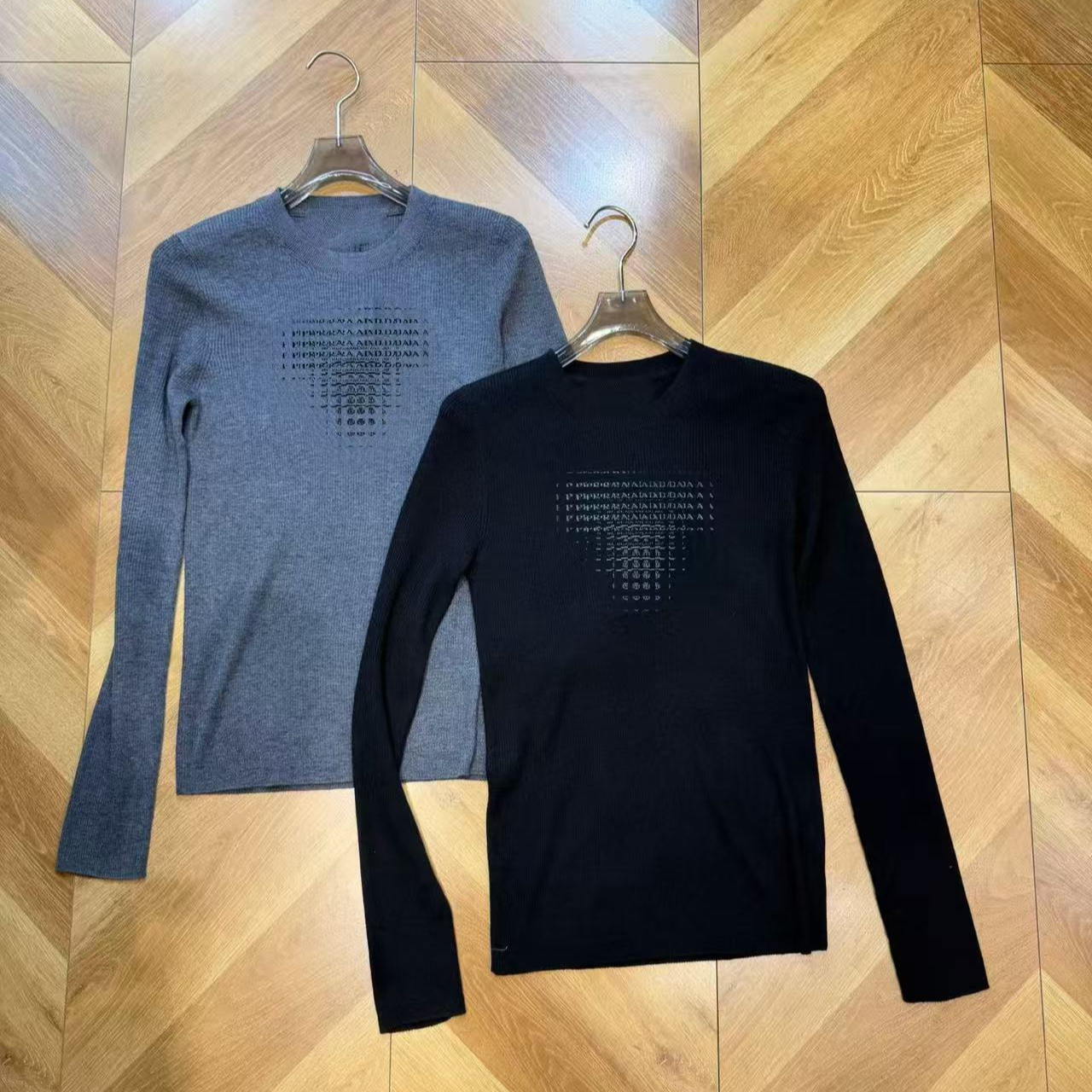 慕溢-713三色长袖圆领打底