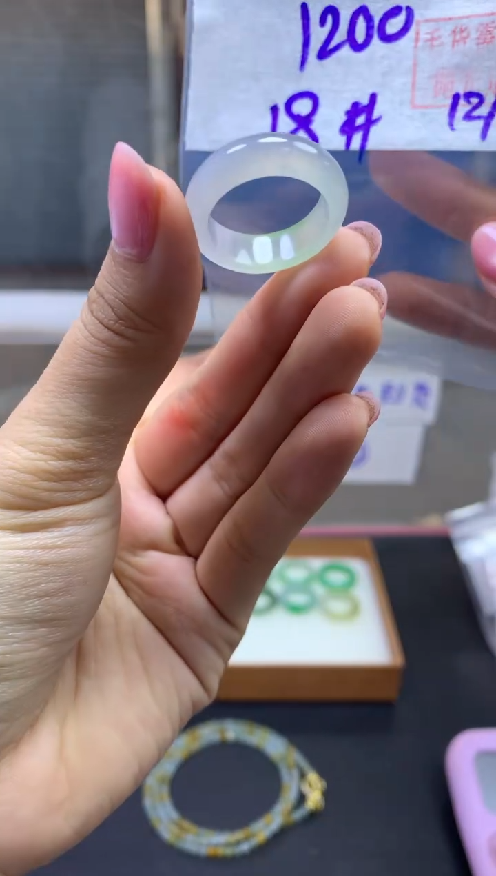 未镶嵌定制翡翠戒圈#1200元-毛货需精细抛光