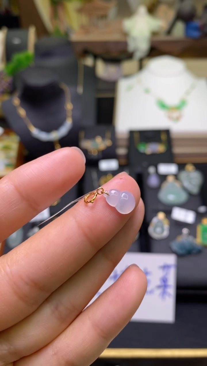 【闪购商品】翡翠颈饰18K金镶嵌净货16108