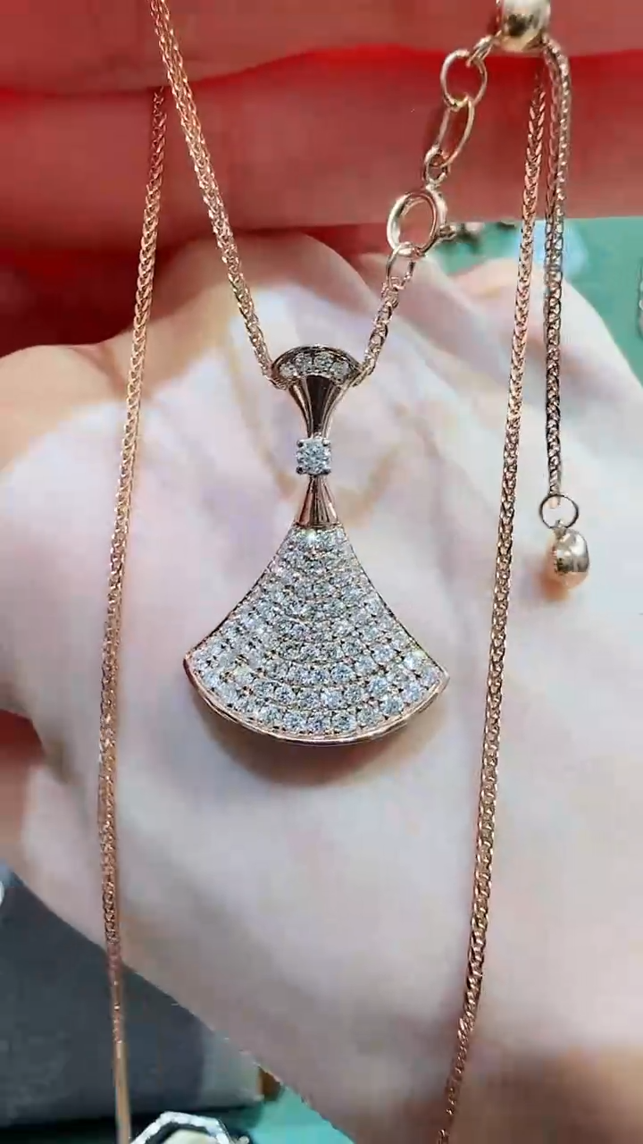 【闪购商品】钻石套链18K金镶嵌18K金钻石裙子套链