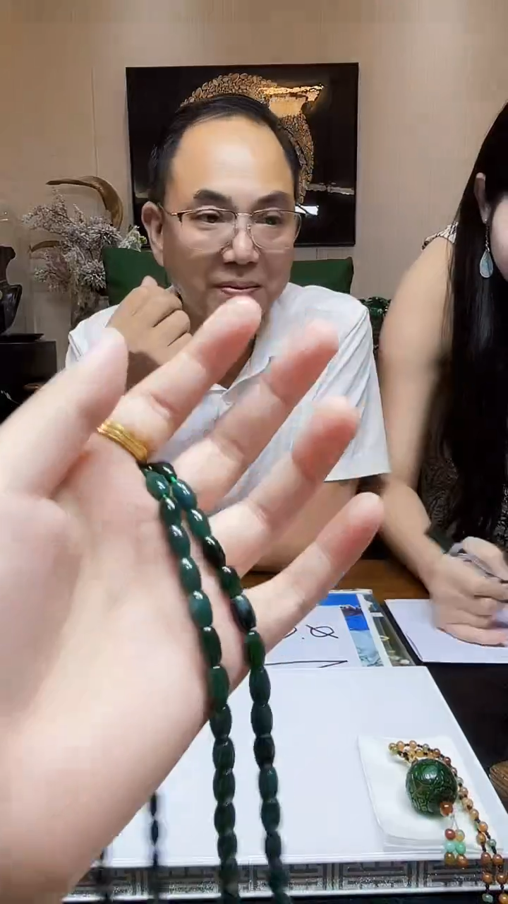 未镶嵌定制翡翠吊坠175