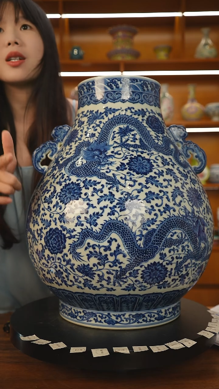 其他老*青花龙纹双耳尊一只