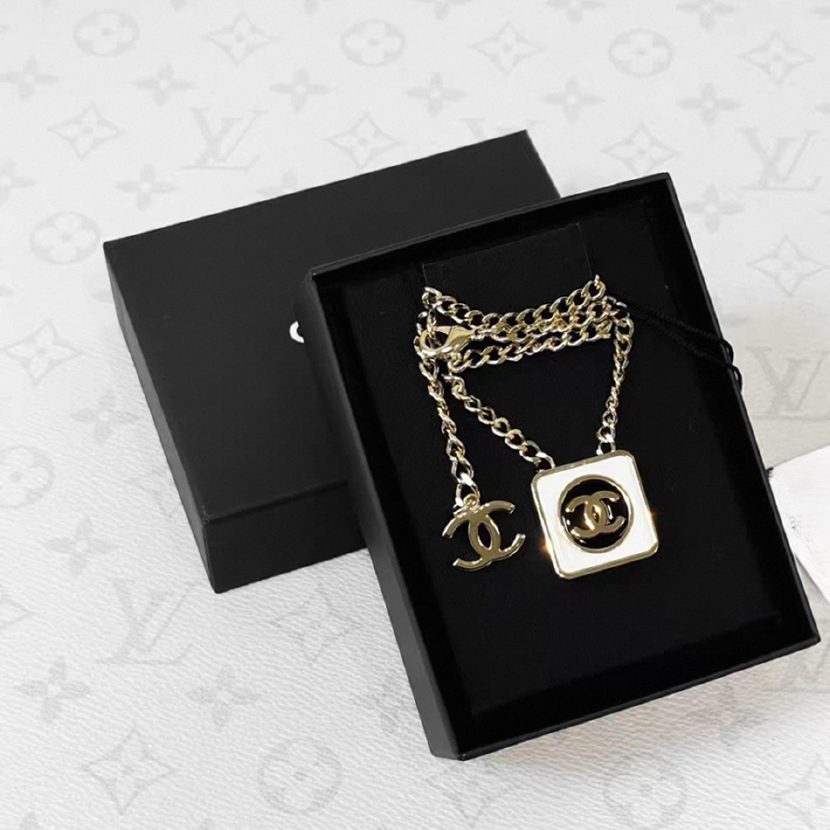99新 Chanel/香奈儿 汤/P244487214/双C 黑白 项链
