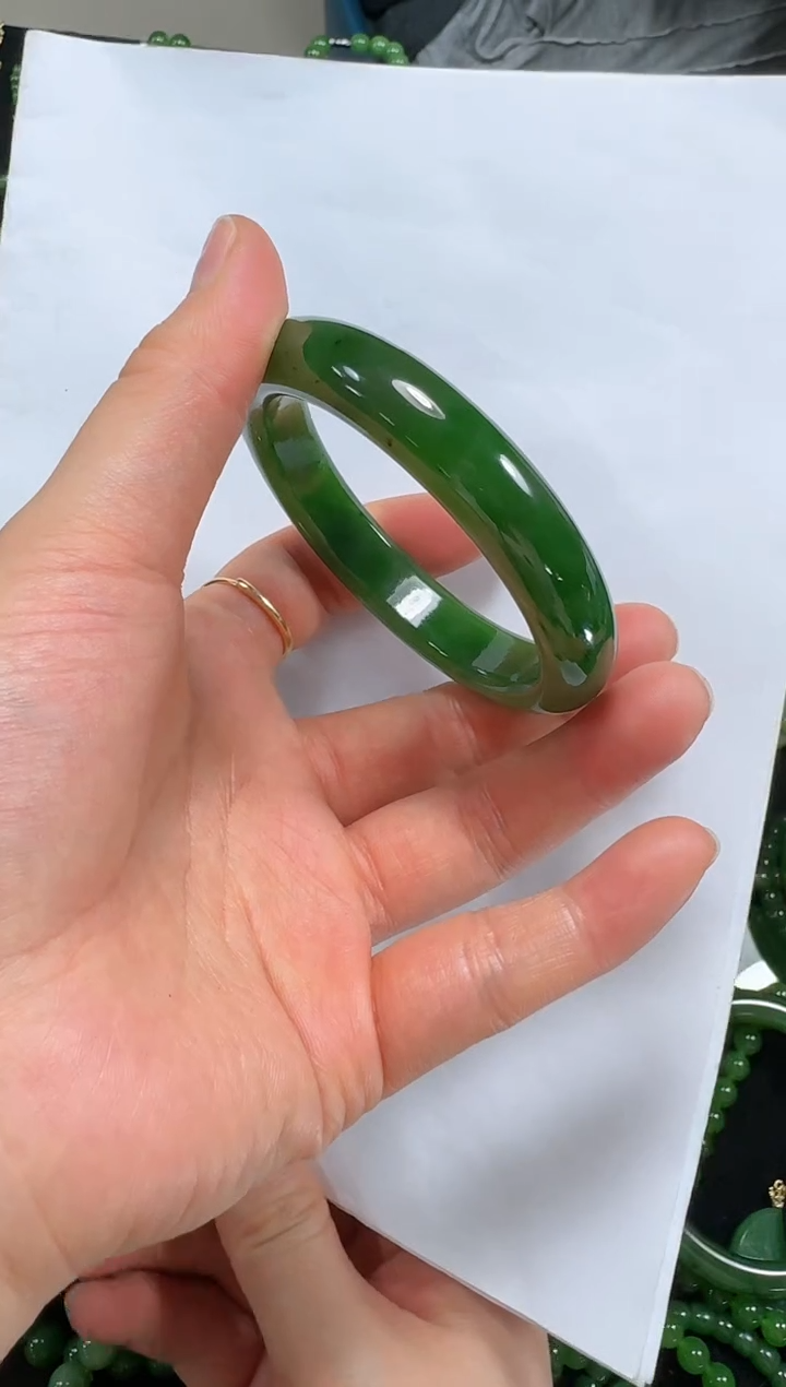 和田玉（碧玉）未镶嵌手镯54（11.6）