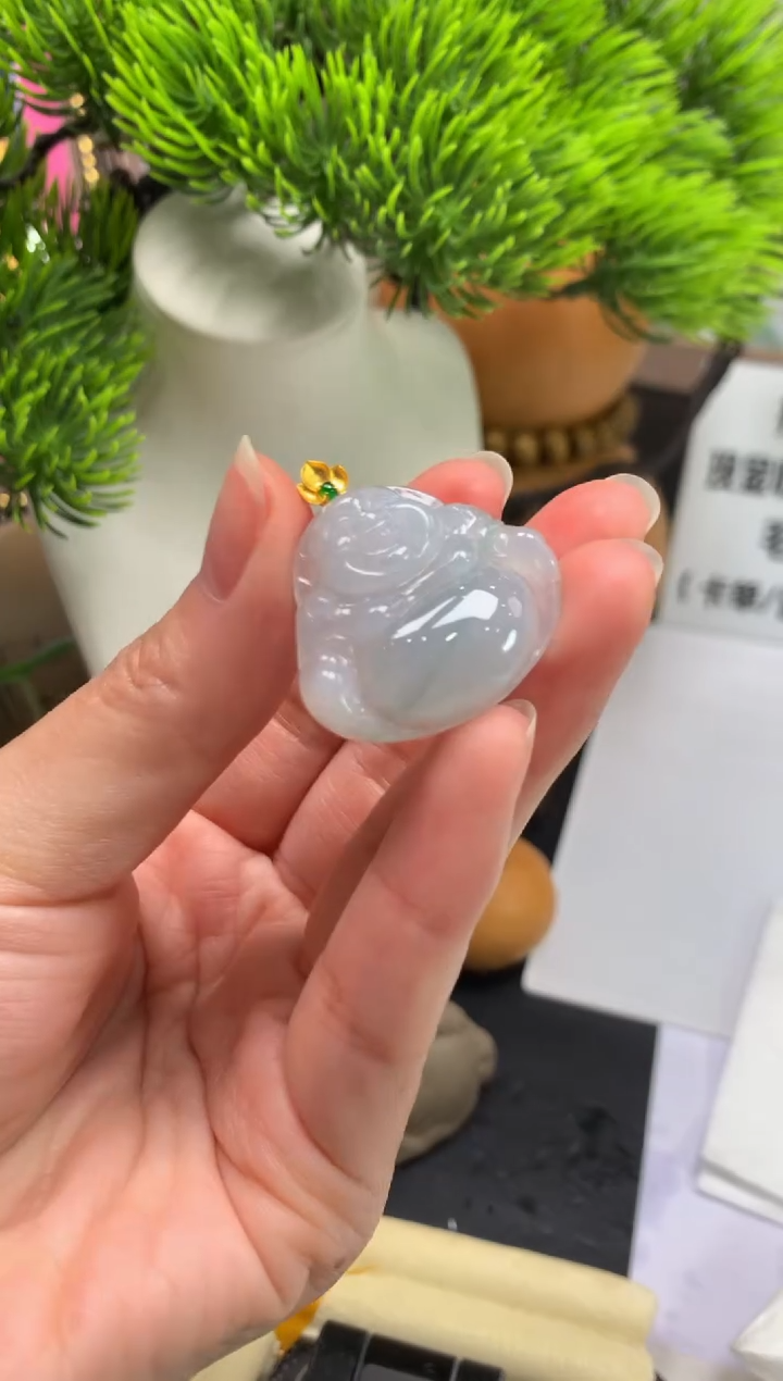 颈饰18K金镶嵌翡翠鲸*落---120732