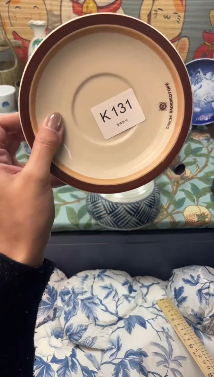 瓷片泠**?    K131