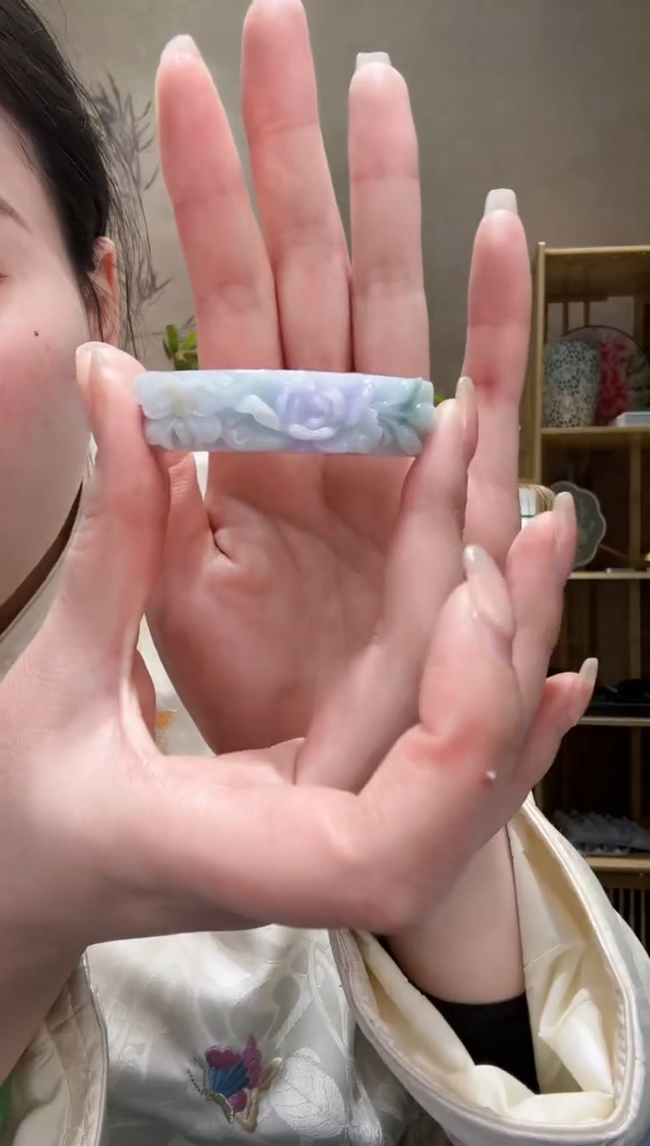 【闪购商品】翡翠颈饰未镶嵌手牌