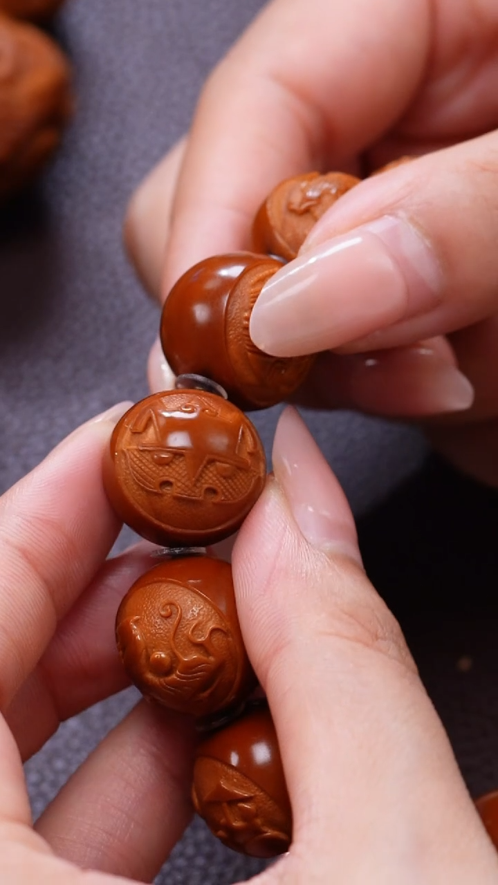 橄榄核手串/手链博古兽面