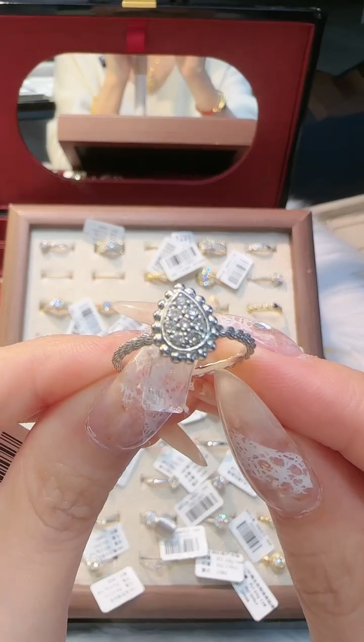 【闪购商品】钻石戒指/指环18K金镶嵌水滴钻戒14#16#