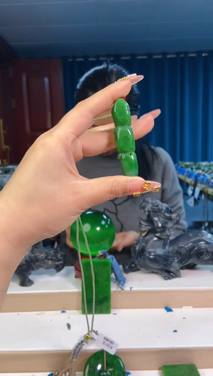 【闪购商品】和田玉挂件未镶嵌1