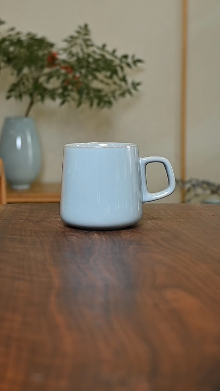 方胜杯 天青 微瑕 无款