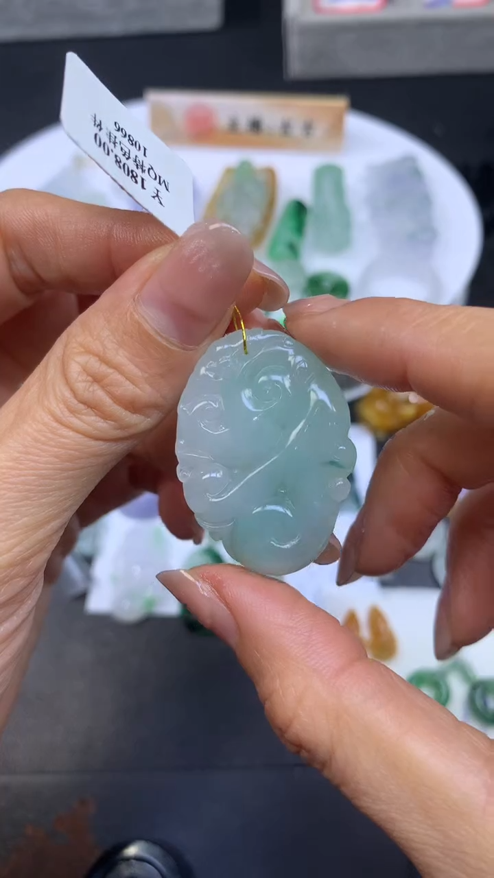 【闪购商品】定制翡翠未镶嵌翡翠