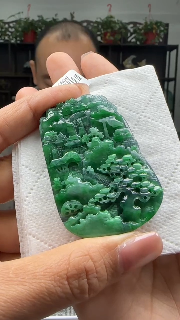 【闪购商品】翡翠颈饰未镶嵌天然翡翠A货吊坠