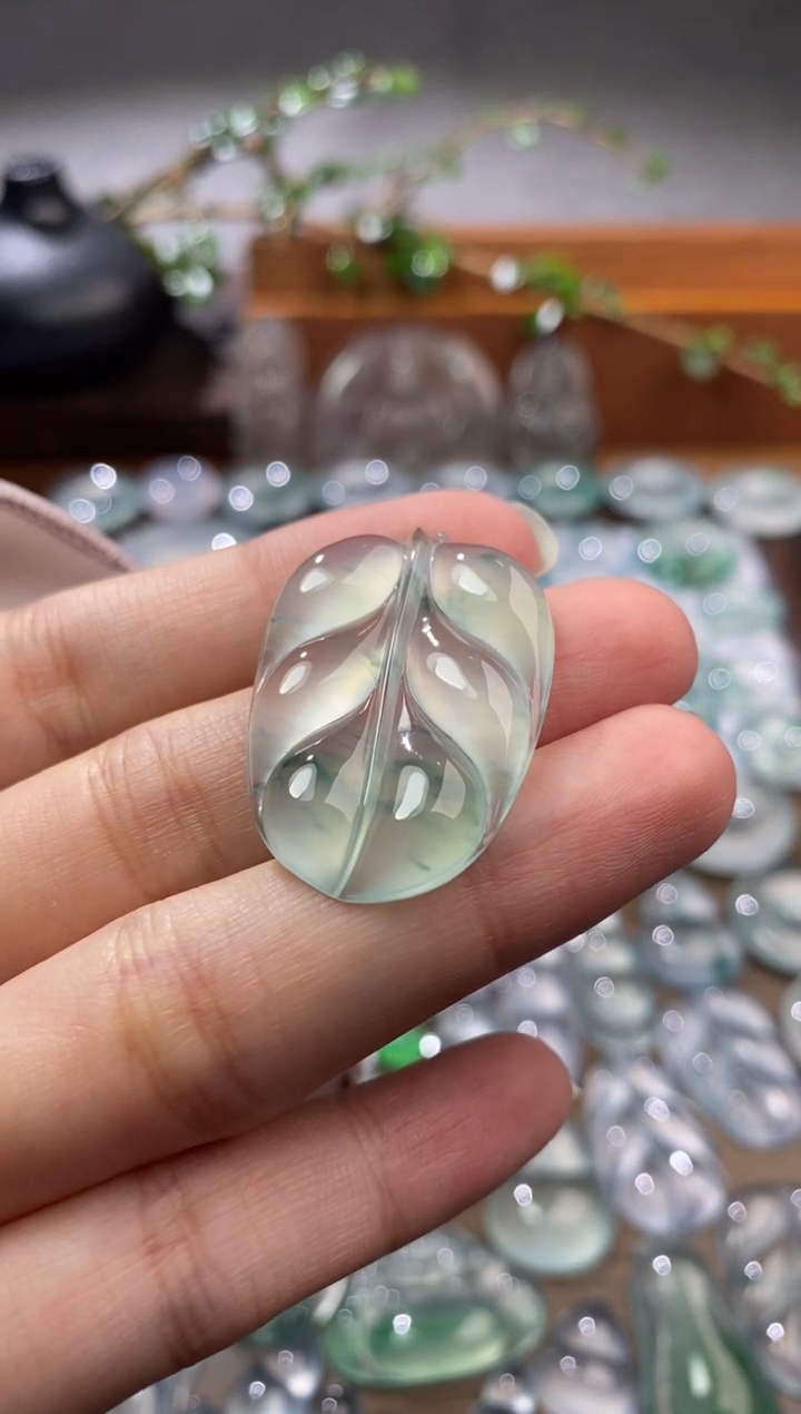 吊坠(不含链)未镶嵌翡翠叶子