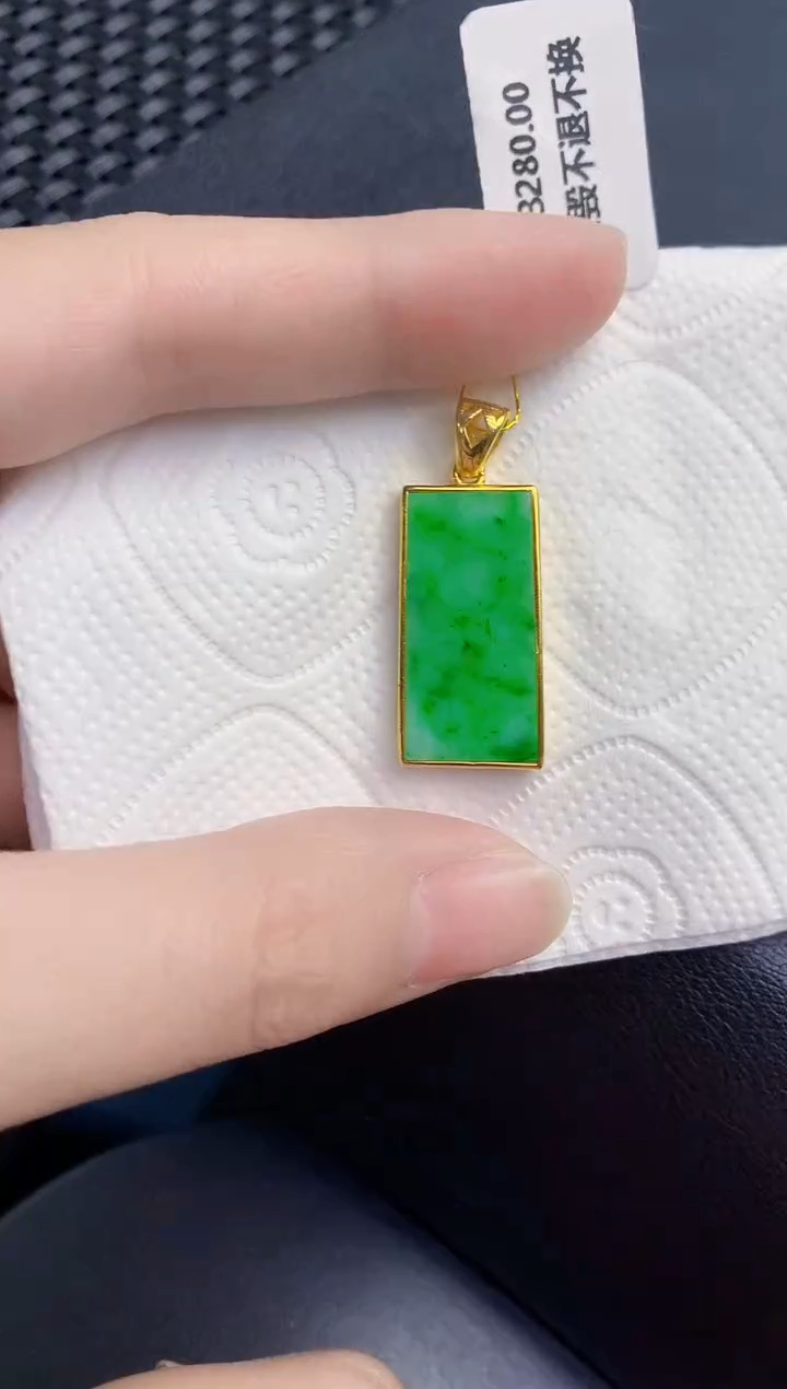 颈饰未镶嵌翡翠天然翡翠缅甸A货