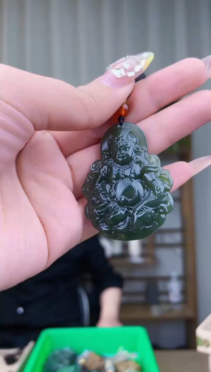 【闪购商品】和田玉挂件未镶嵌拍一发一，多样性发货！